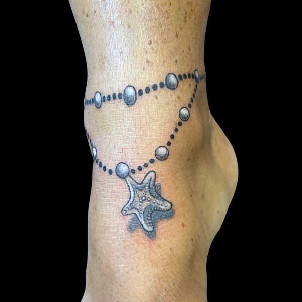 realistic-ankle-bracelet-tattoo-2
