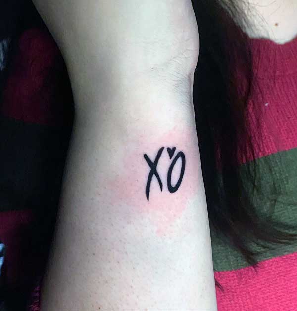 small-xo-tattoo-3