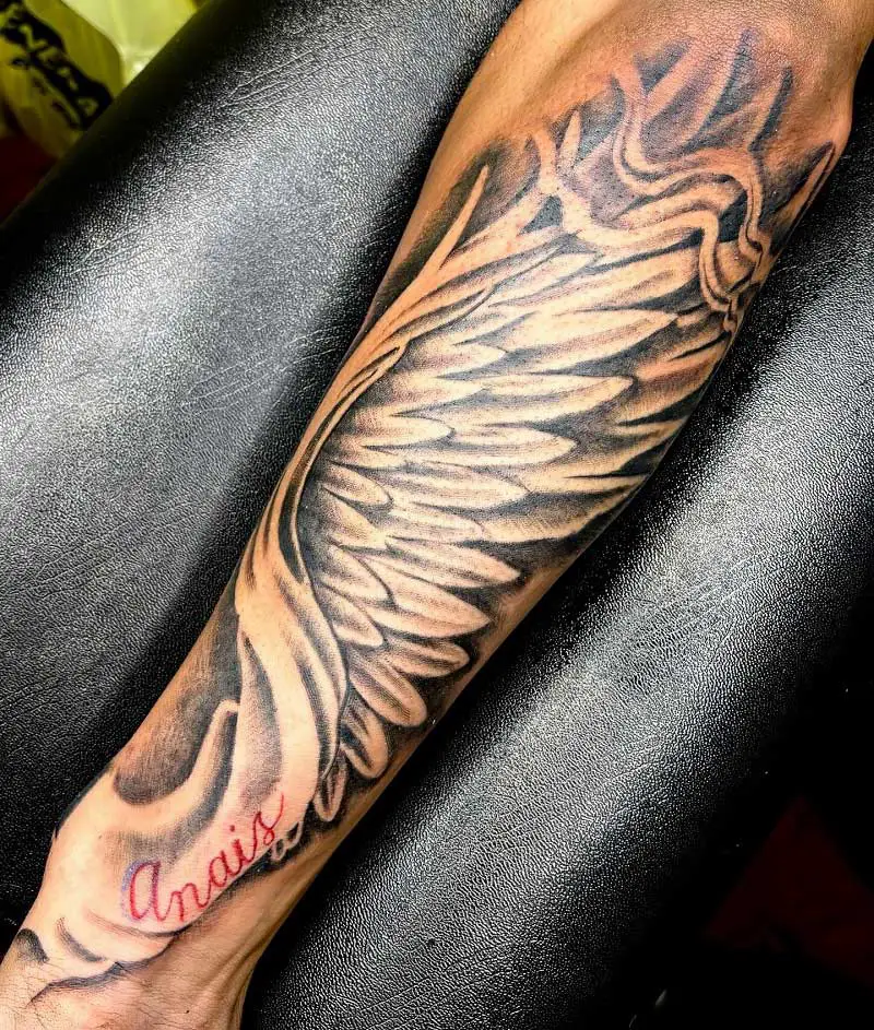 forearm-wing-tattoo-drawing-3