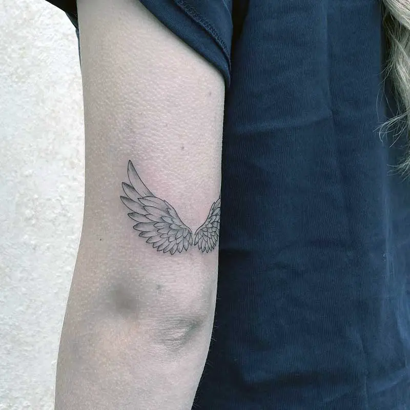 small-wing-tattoo-on-forearm-2